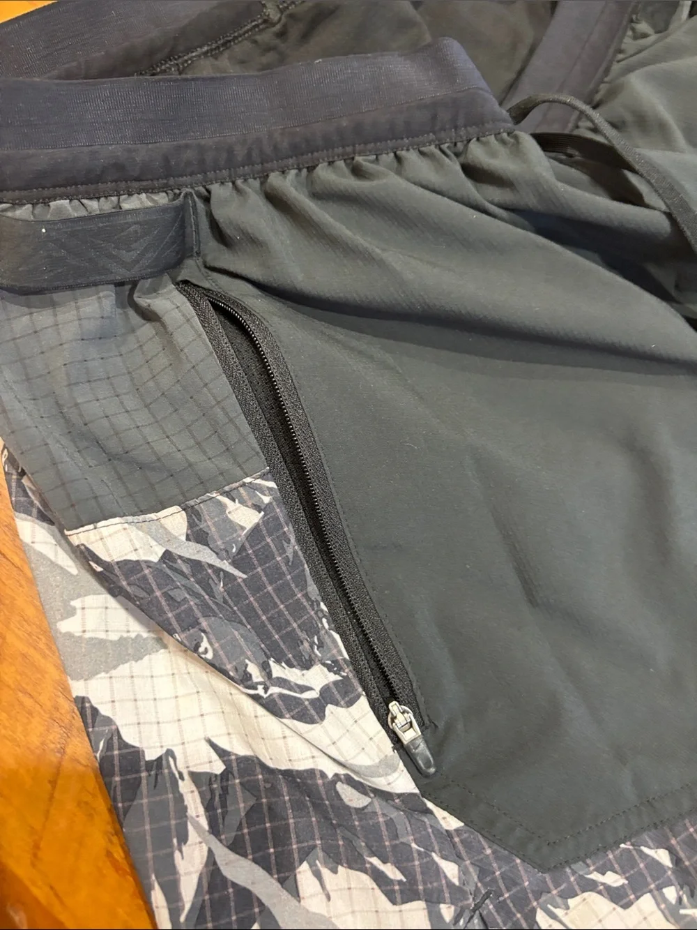 Nike Trail Men's Black and Gray Camo Running Shorts